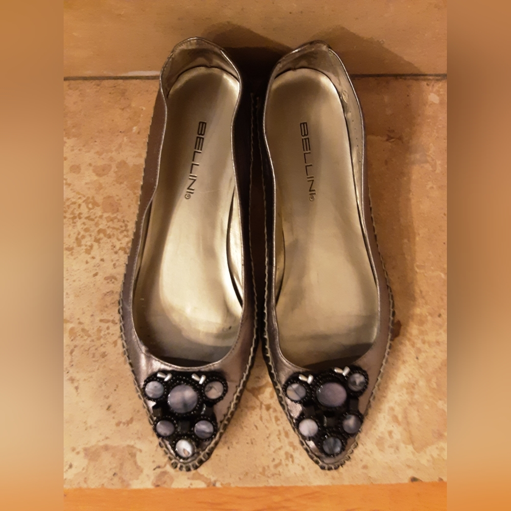 Bellini Pewter Skimmer Flat with Decorative Beading - Picture 2 of 3